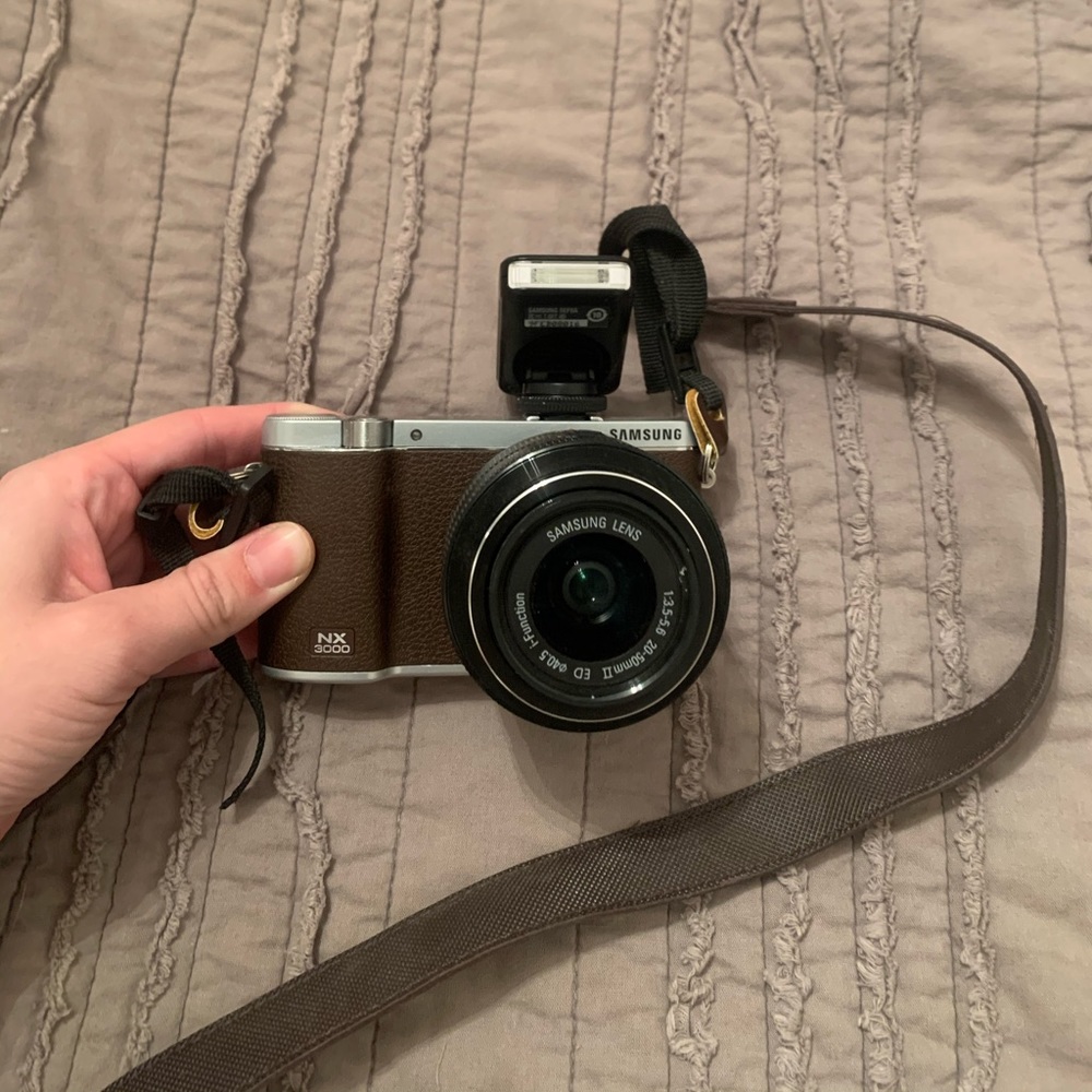 Samsung nx3000 camera